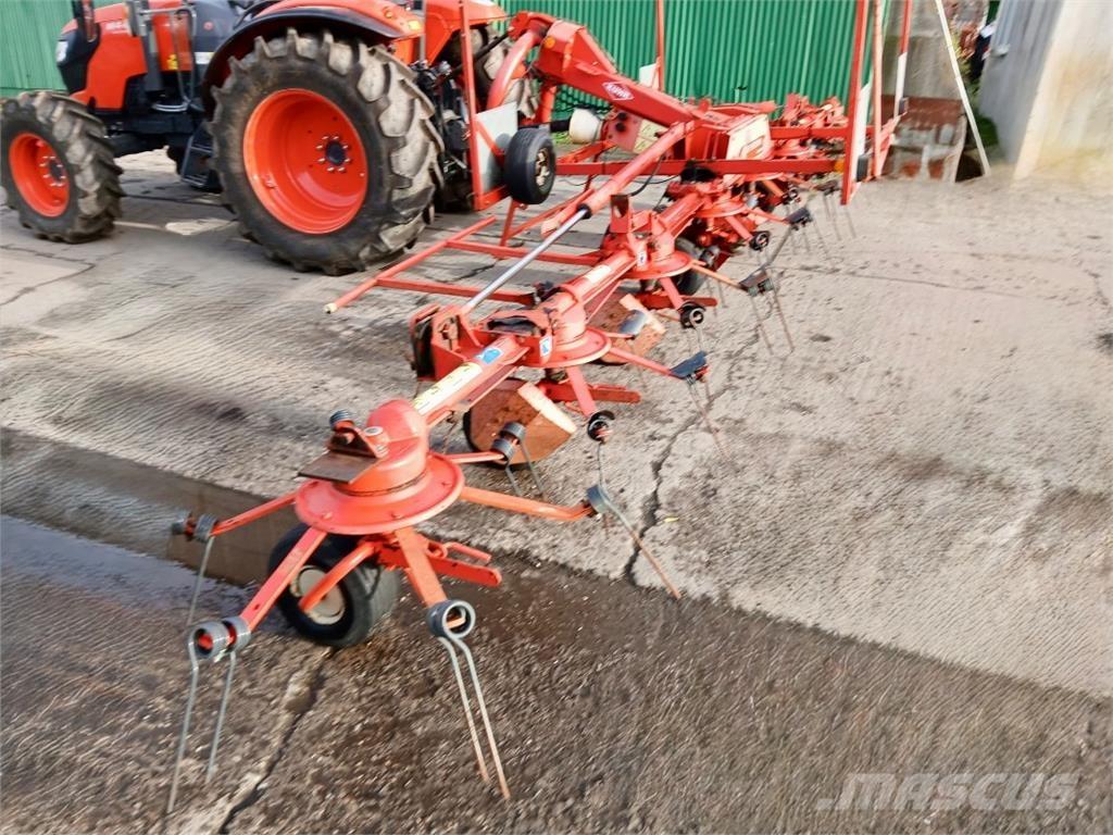 Kuhn GF8501 MH مكابس وميبسات التبن