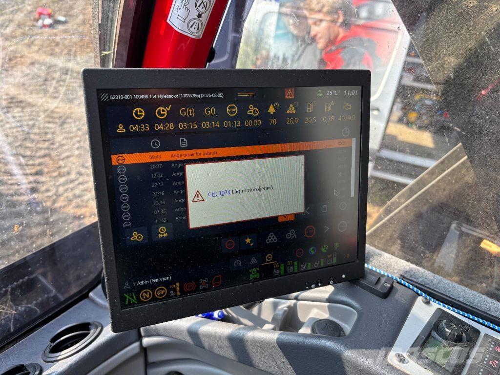 Komatsu 931XC حصادات