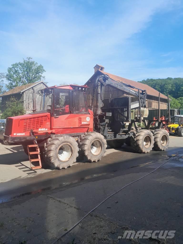 Valmet 840.2 شاحنات