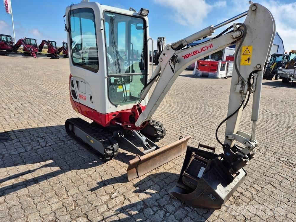 Takeuchi TB 216 حفارات صغيرة أقل من 7 طن (حفارات صغيرة)