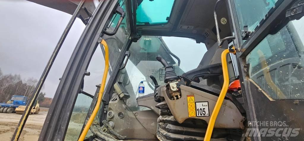 Volvo EC 360 C N L حفارات زحافة