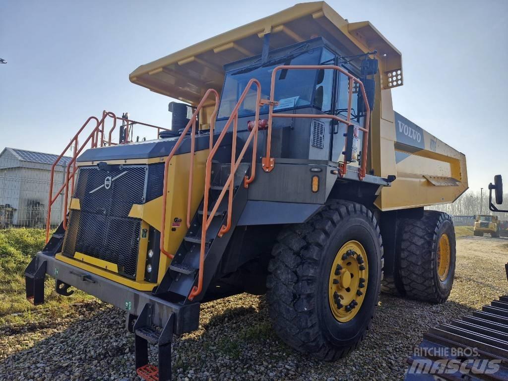 Volvo R 70 D شاحنات المخلفات الصلبة