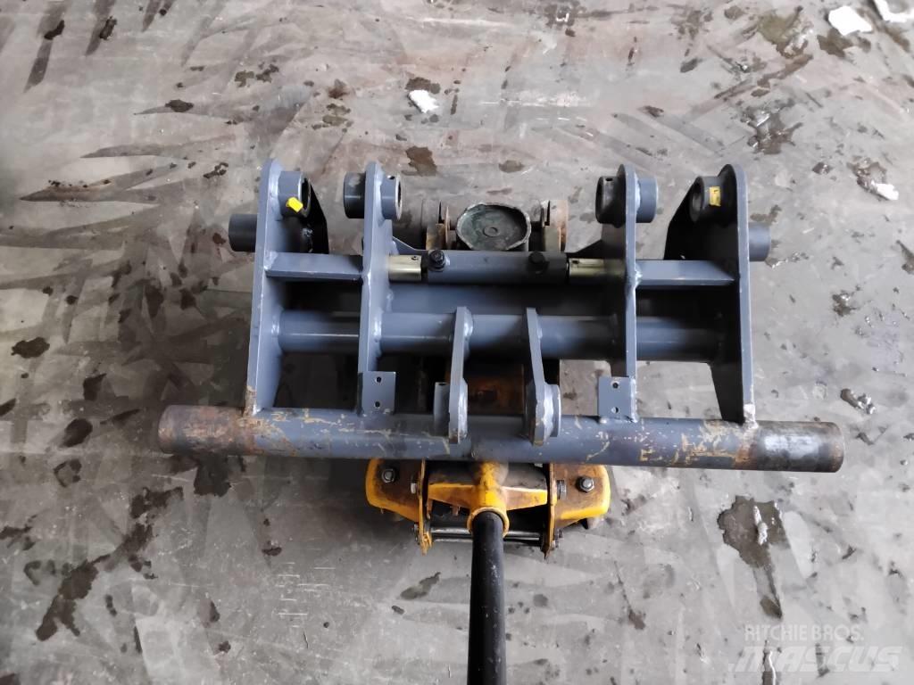 Flexitrac 1238 CAB لوادر صغيرة