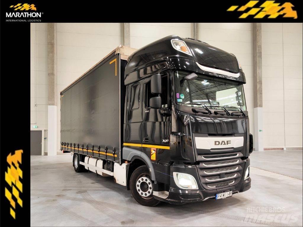 DAF XF 450 شاحنات بغطاء جانبي