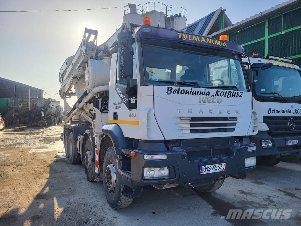 Iveco Trakker شاحنات خرسانة