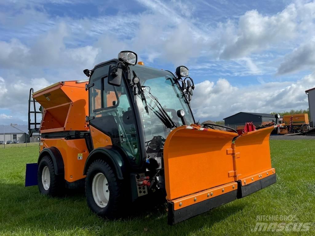 Multihog CX55 ناقلات الأدوات