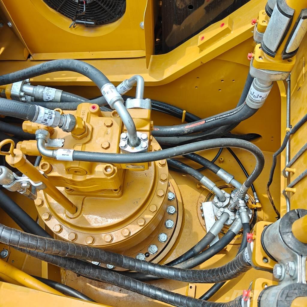 CAT 336 D2 حفارات زحافة