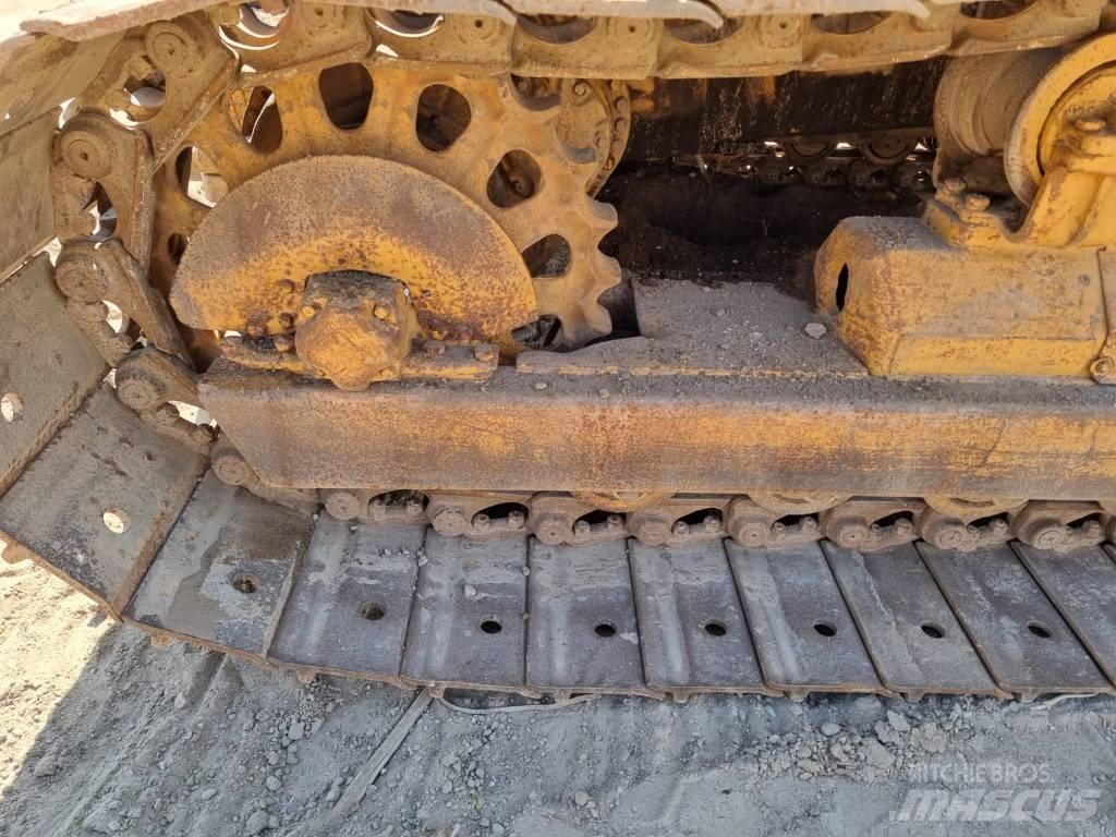 CAT T-170 LGP بلدوزرات مجنزرة