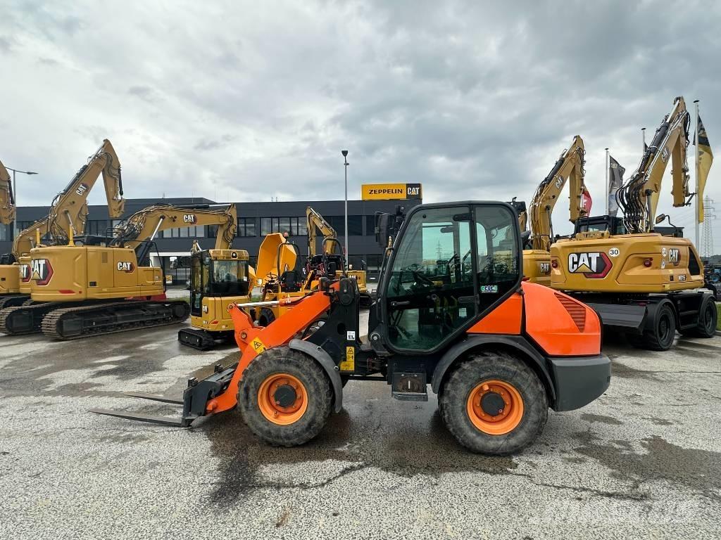 Komatsu WA 70 لوادر بعجل