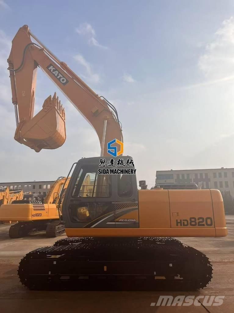 Kato HD 820 V حفارات وسط 7 طن - 12 طن