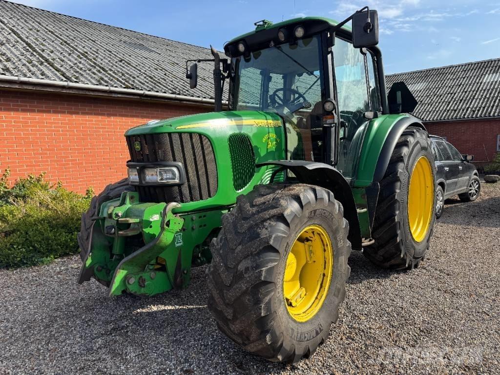 John Deere 6430 الجرارات