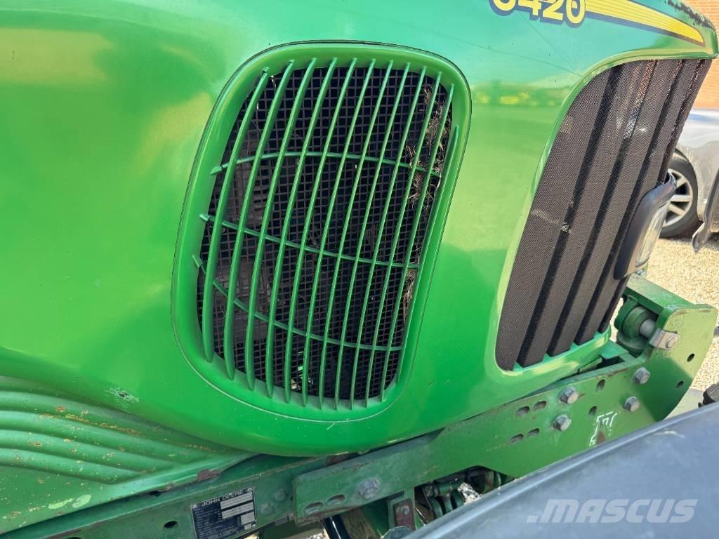 John Deere 6430 الجرارات