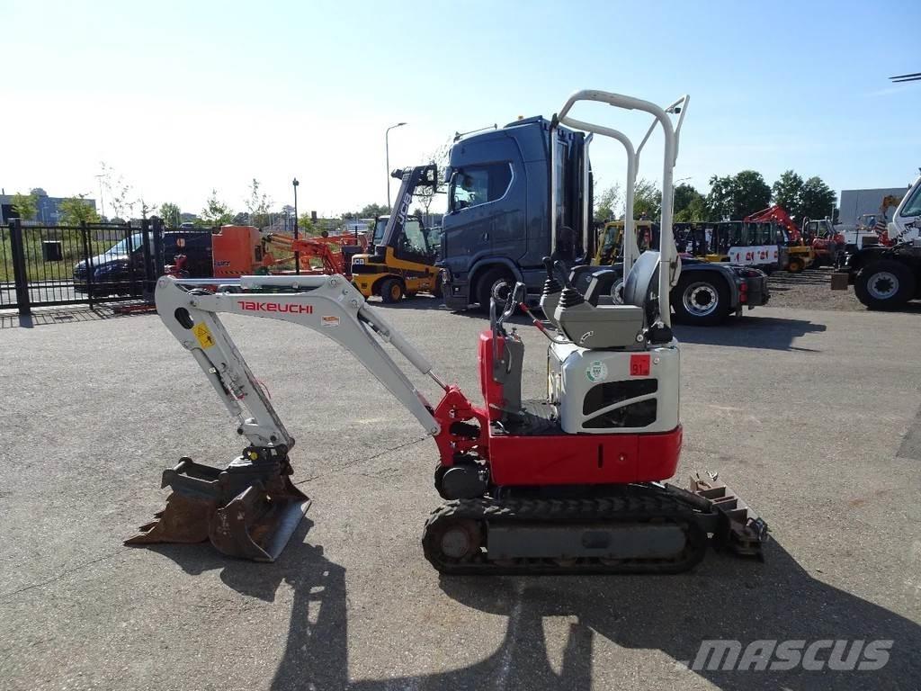 Takeuchi TB210 حفارات صغيرة أقل من 7 طن (حفارات صغيرة)