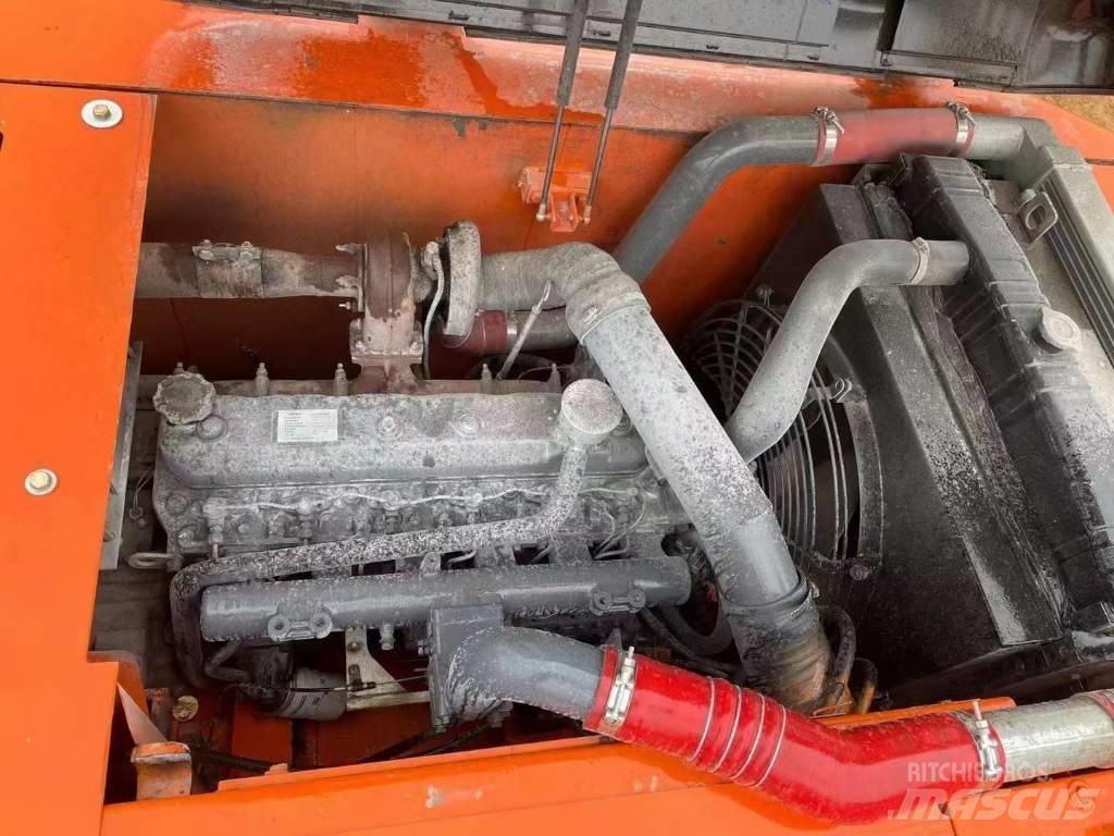 Doosan 225-7 حفارات زحافة