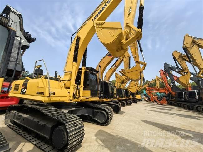 Komatsu PC 300-8 حفارات زحافة