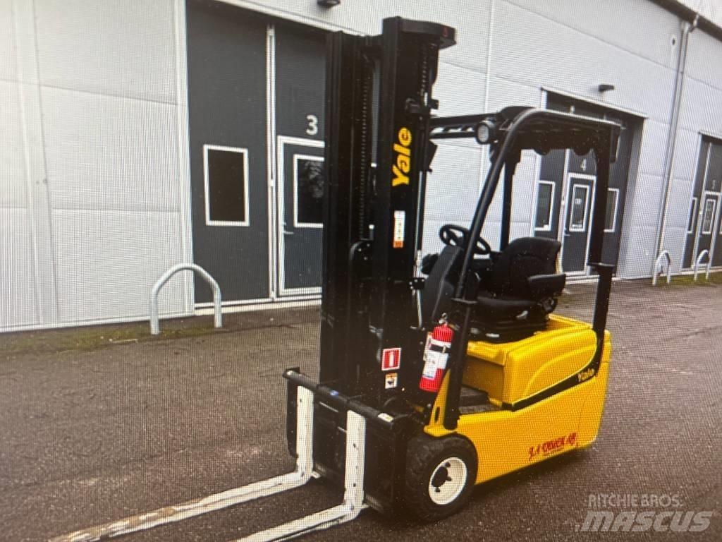 Yale ERP 16 VT شاحنات ذات رافعات شوكية تعمل بالكهرباء