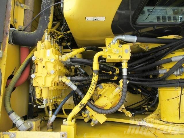 Komatsu PW 170 ES-6K حفارات بعجل