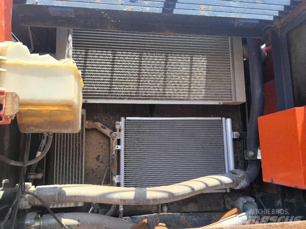Doosan DX 340 LC حفارات زحافة