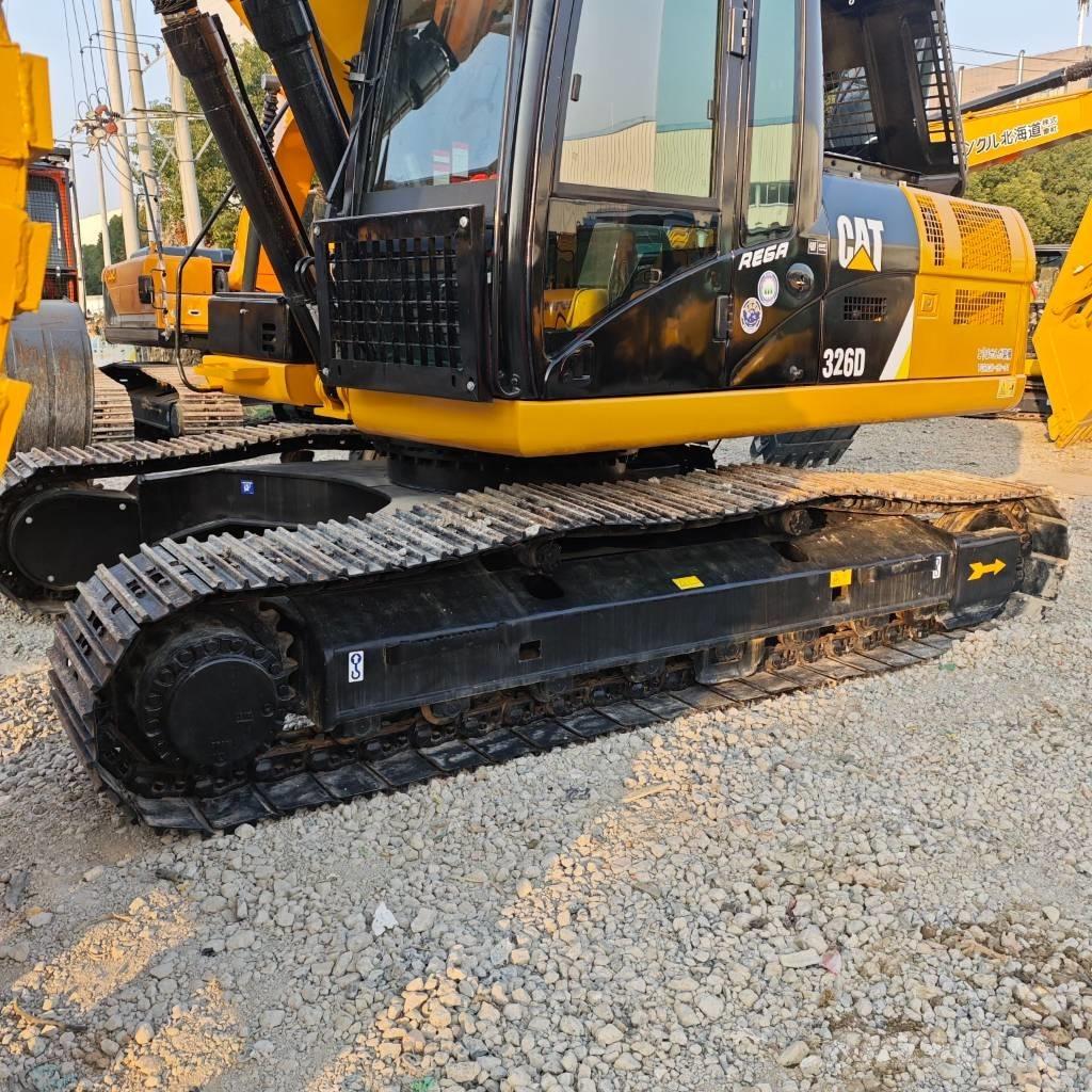 CAT 326D حفارات زحافة
