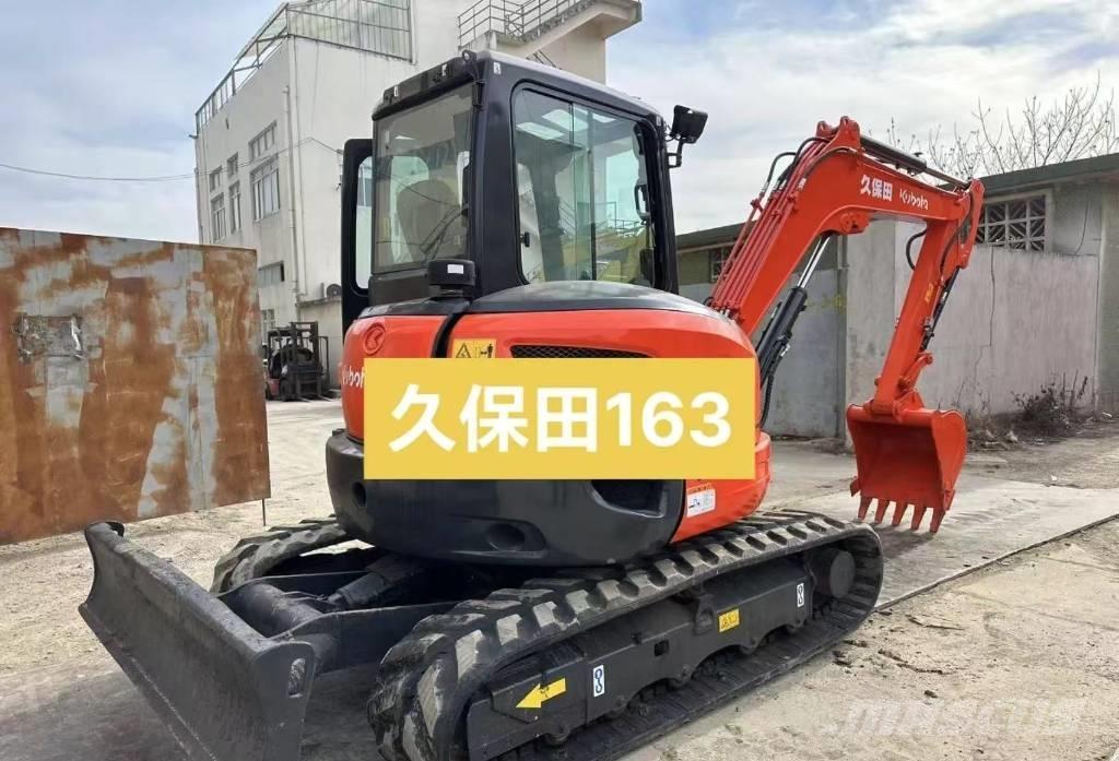 Kubota 163 حفارات زحافة