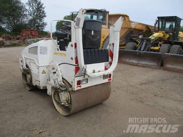 Bomag BW 100 AD-4 مداحل ثنائية الاسطوانة
