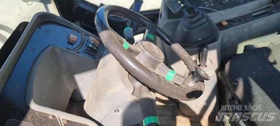 CAT 432D لوادر ذات جرافات عكسية