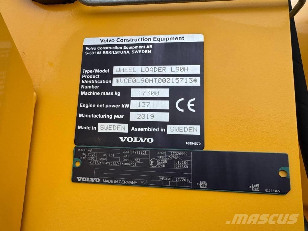 Volvo L 90 H لوادر بعجل
