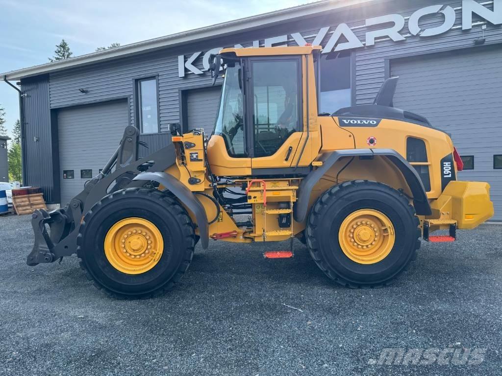 Volvo L 90 H لوادر بعجل