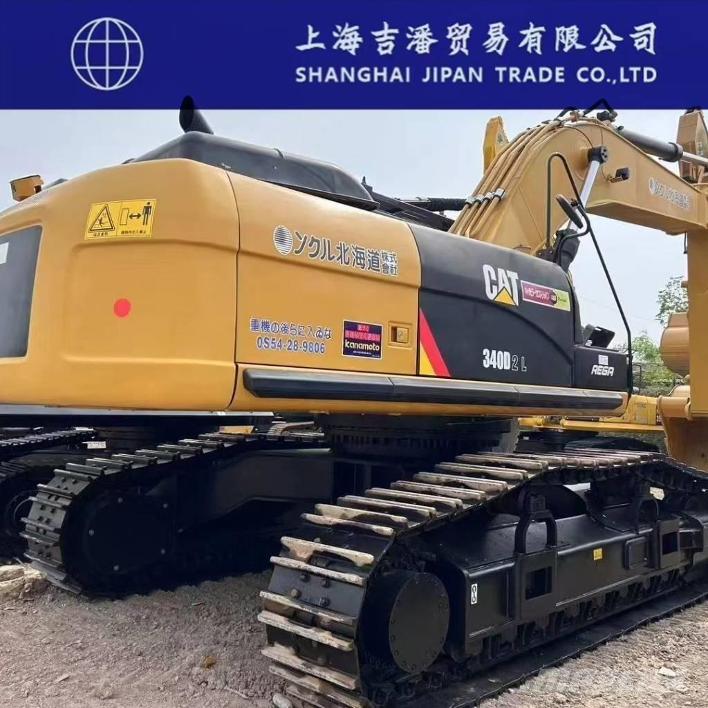 CAT 340 D حفارات زحافة