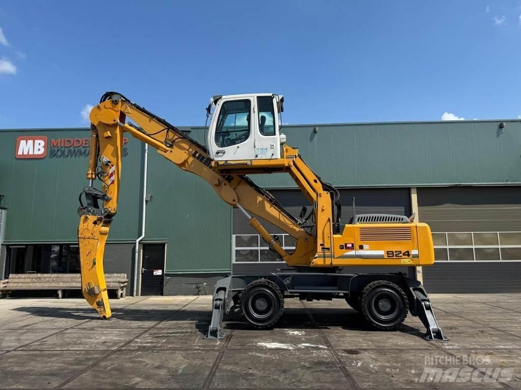 Liebherr A 924 C مناولات المخلفات / مناولات صناعية