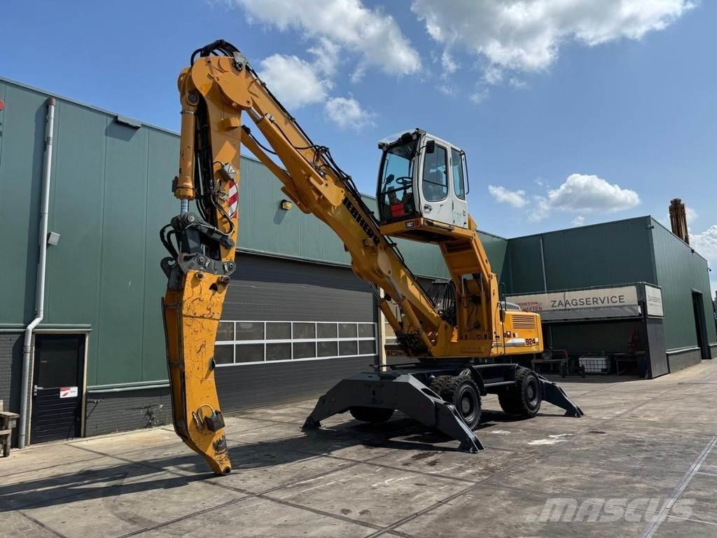 Liebherr A 924 C مناولات المخلفات / مناولات صناعية