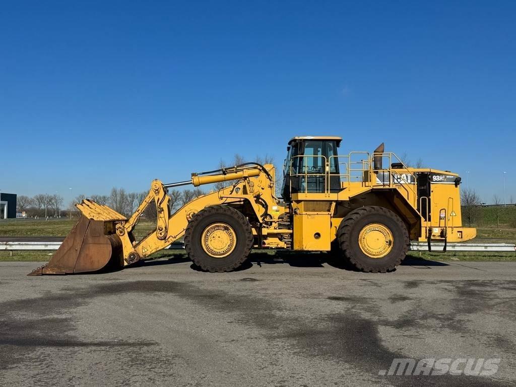 CAT 988H لوادر بعجل