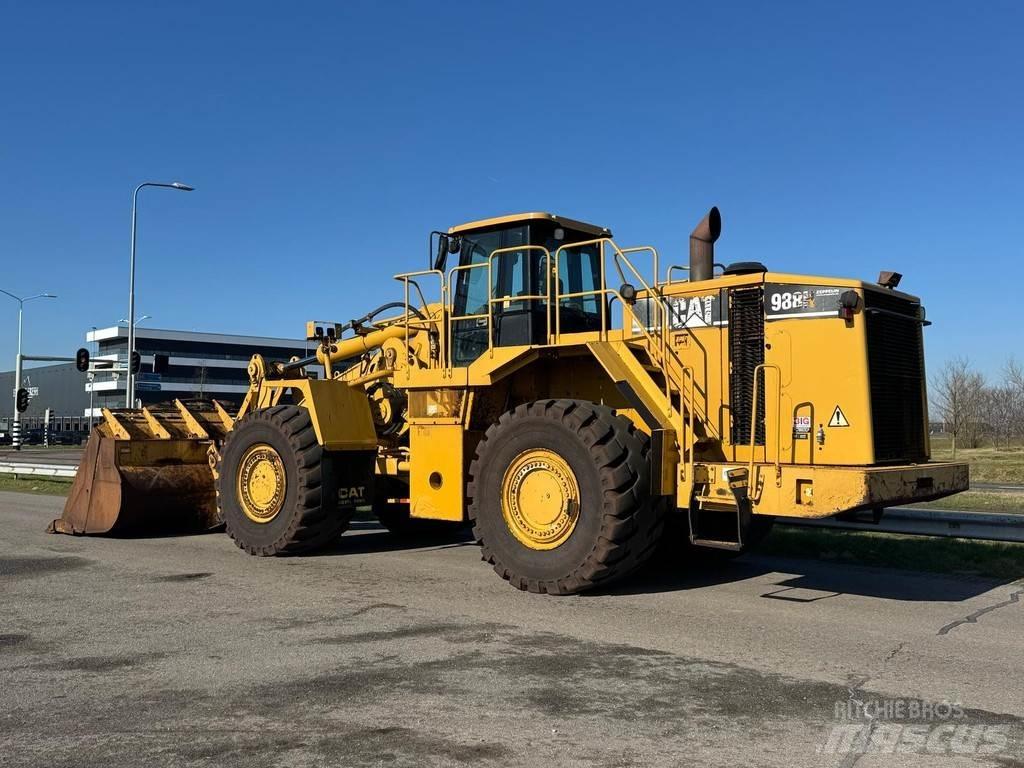 CAT 988H لوادر بعجل