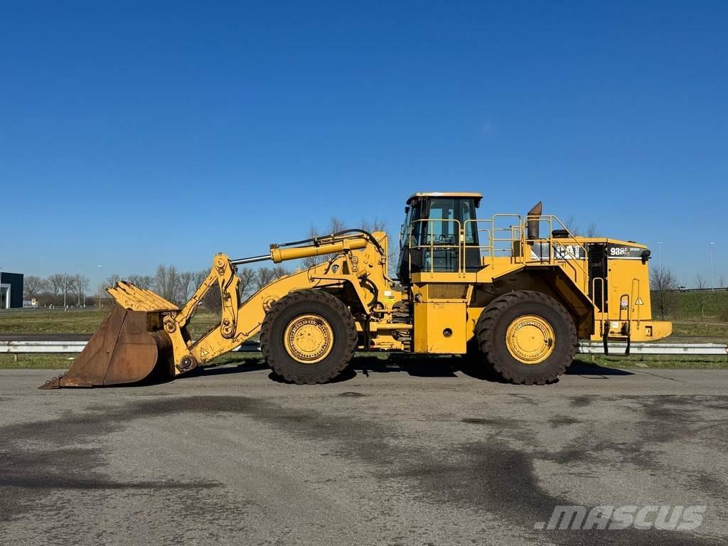 CAT 988H لوادر بعجل