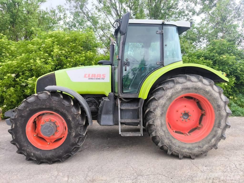 CLAAS Ares 696 RZ الجرارات