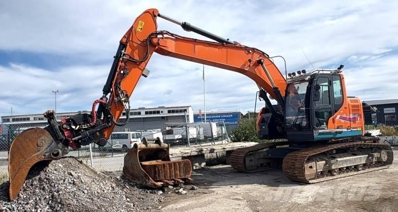 Doosan DX 235 LCR-5 حفارات زحافة