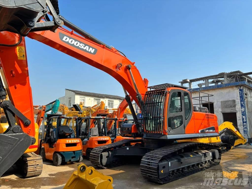 Doosan DX 300 LC - 9 C حفارات صغيرة أقل من 7 طن (حفارات صغيرة)