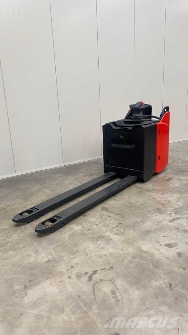 Linde T25SP شاحنات مناولة ذاتية الدفع