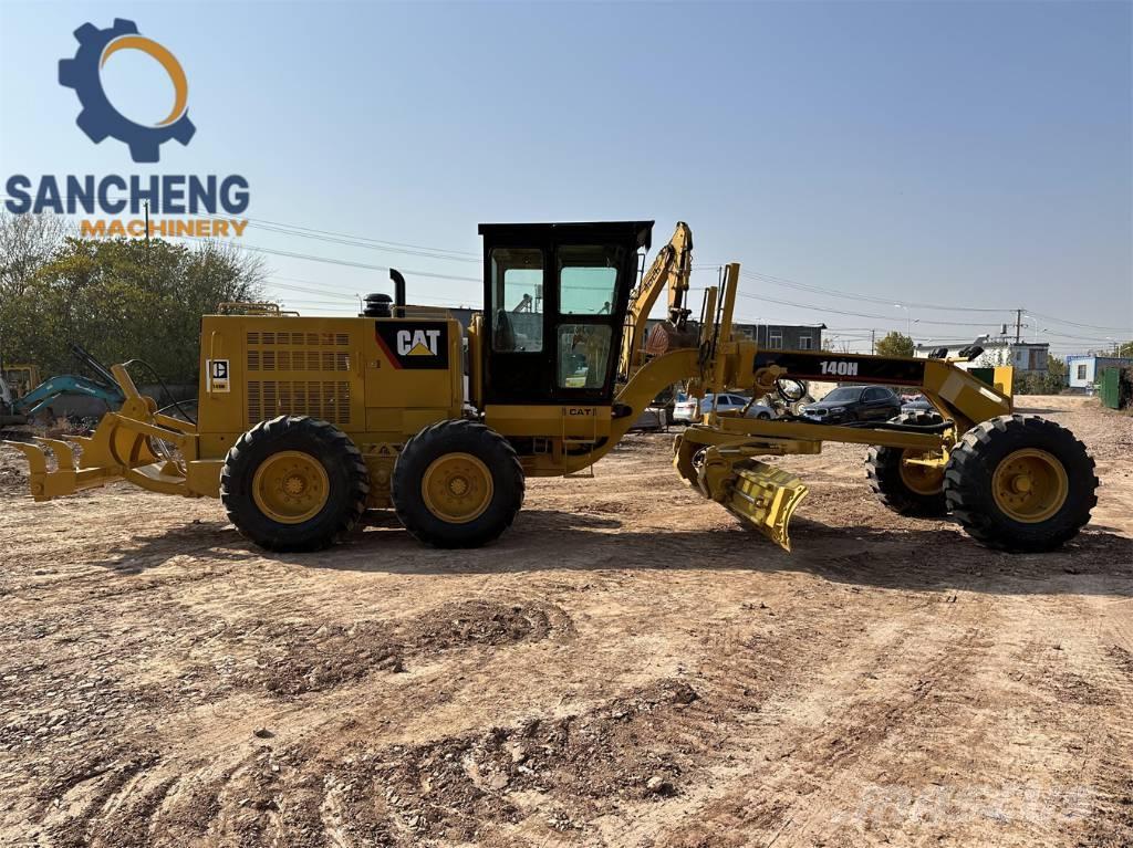 CAT 140H معدات تمهيد الطرق