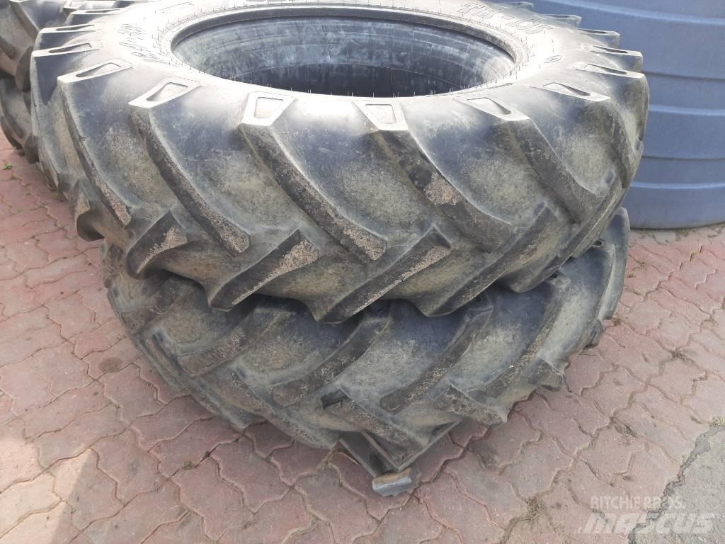 BKT 18.4-34 2 kpl الإطارات والعجلات والحافات