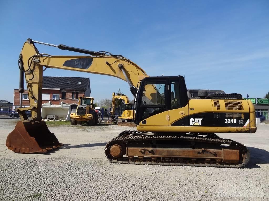 CAT 324 D LN حفارات زحافة