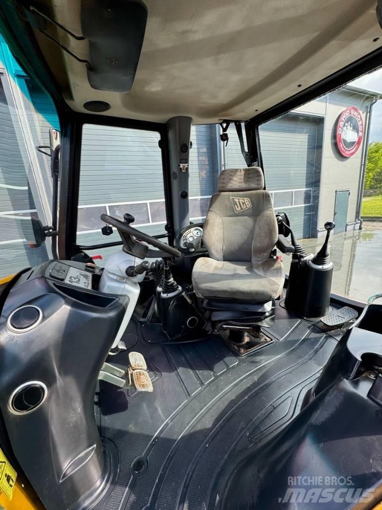 JCB 3 CX لوادر ذات جرافات عكسية