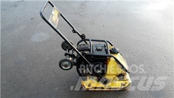 Wacker WP 1550 W دكاكات أفقية