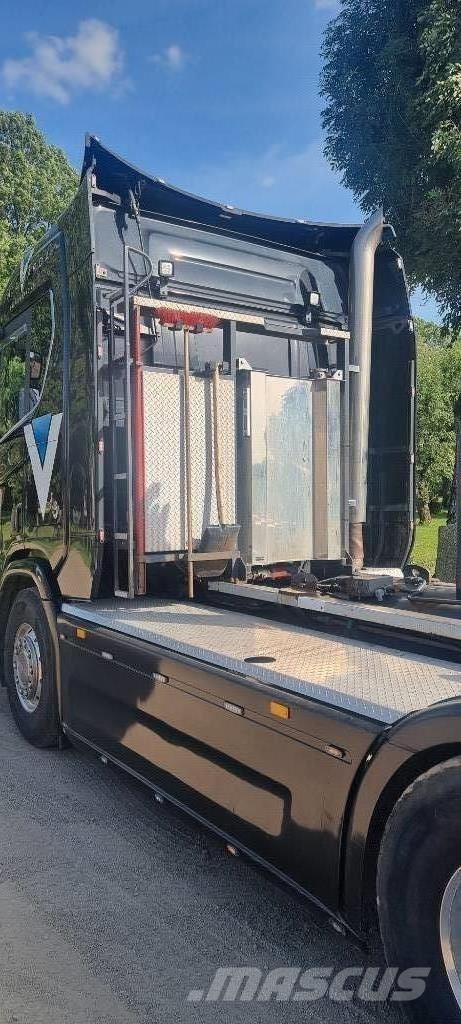 Scania R660 شاحنات الرافعات الخطافية