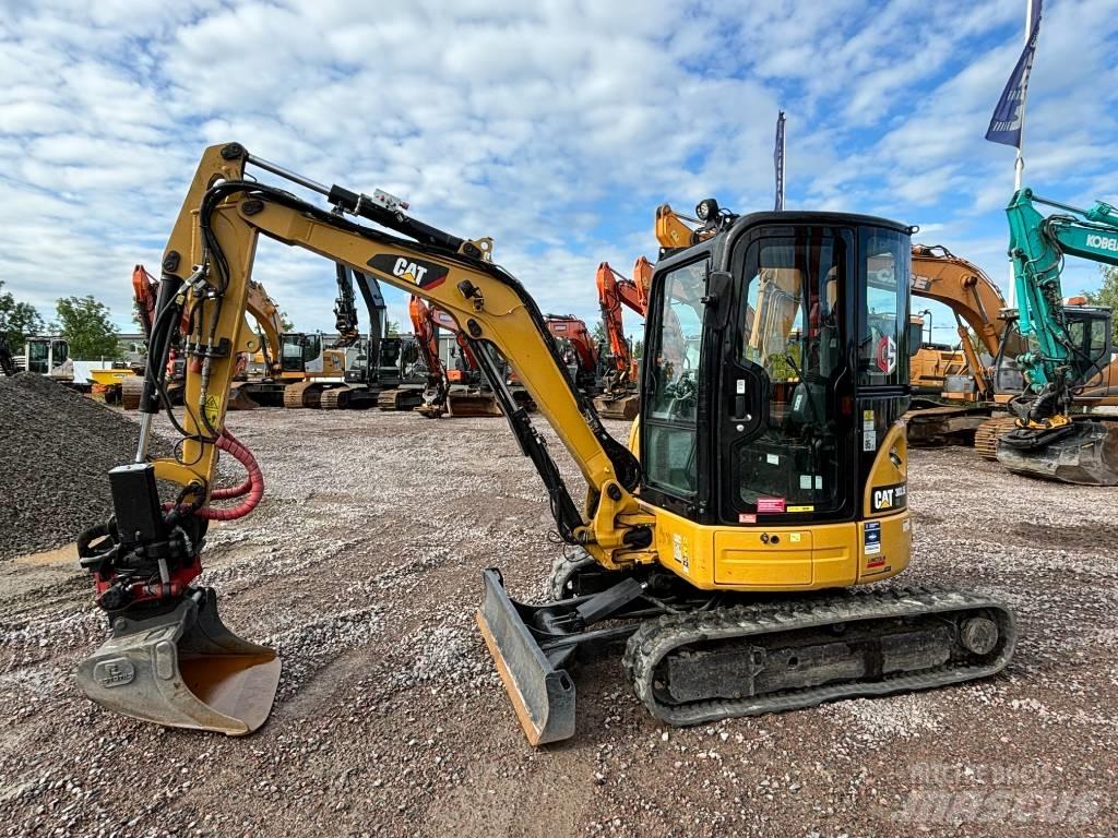 CAT 303.5 E CR حفارات صغيرة أقل من 7 طن (حفارات صغيرة)