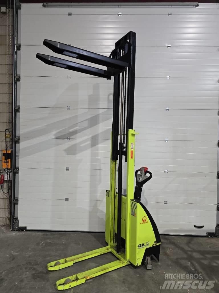 Pramax GX 12/29 معدات التكديس الجوالة