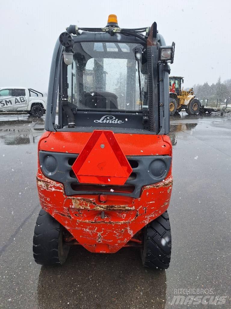 Linde H 30 D شاحنات الديزل