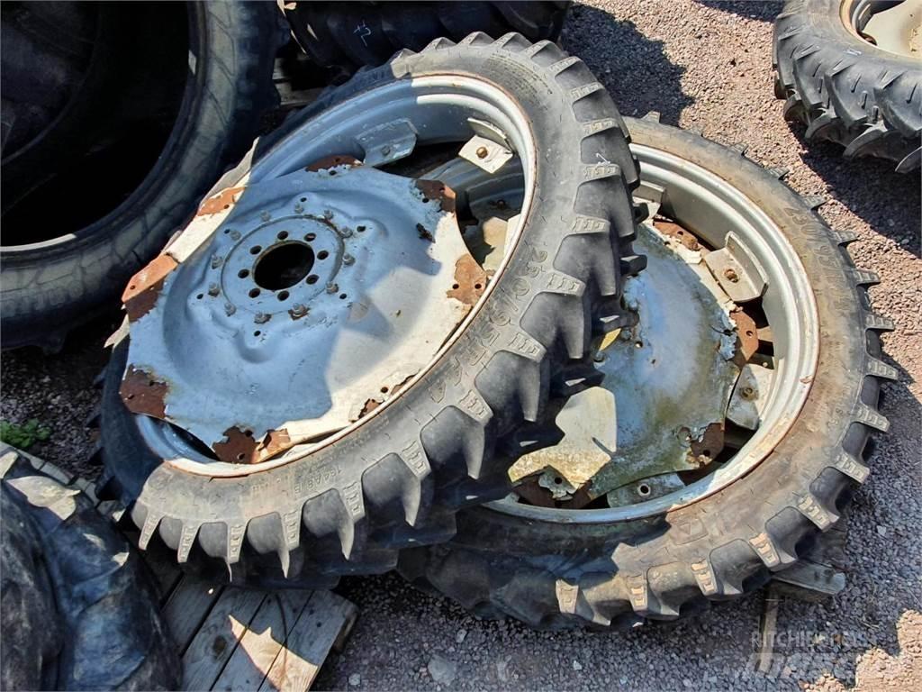 BKT 230/95R44 x2 الإطارات والعجلات والحافات