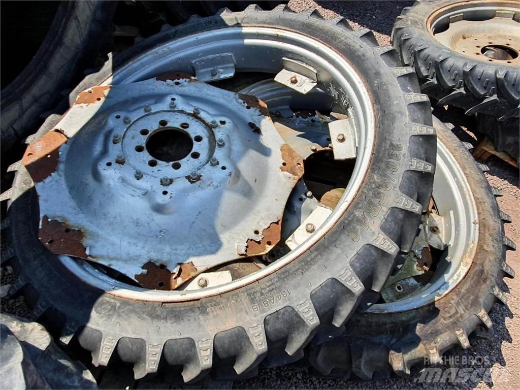 BKT 230/95R44 x2 الإطارات والعجلات والحافات