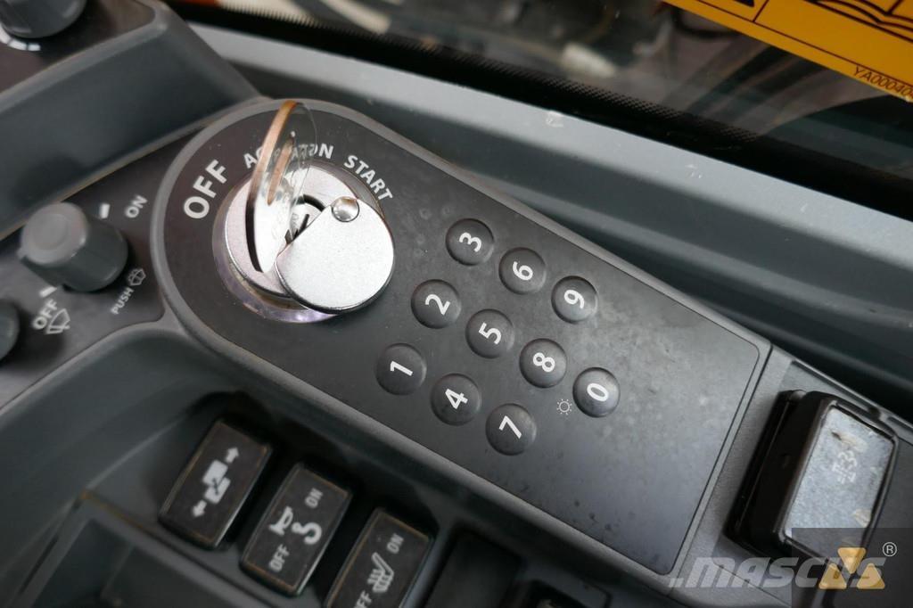 Hitachi ZX300LC-7 حفارات زحافة